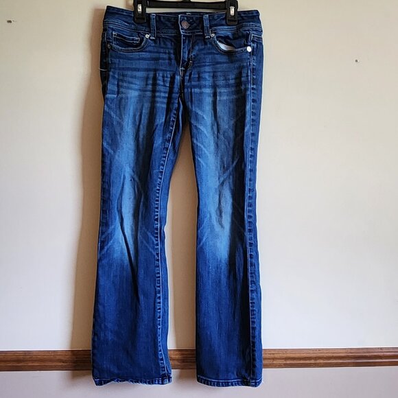 American Eagle Womens/Juniors Boot Cut Jeans Size 4 - Picture 2 of 10